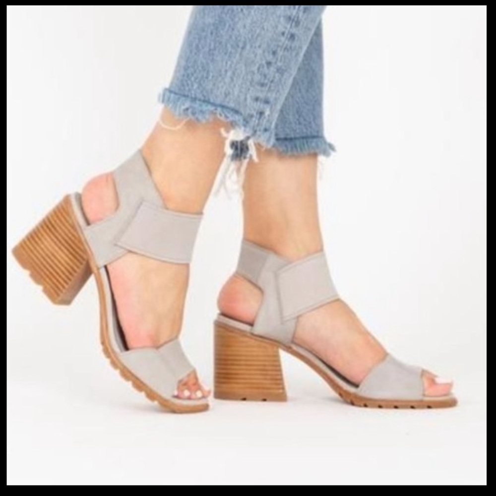 🎉🥳HP🥳🥳NWB Sorel Sandal